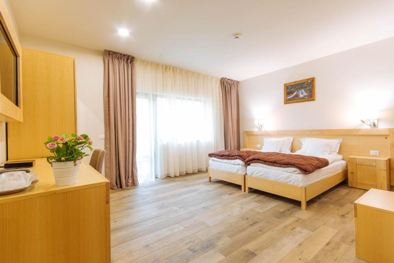 Comoara Raraului Câmpulung Moldovenesc Esterno foto